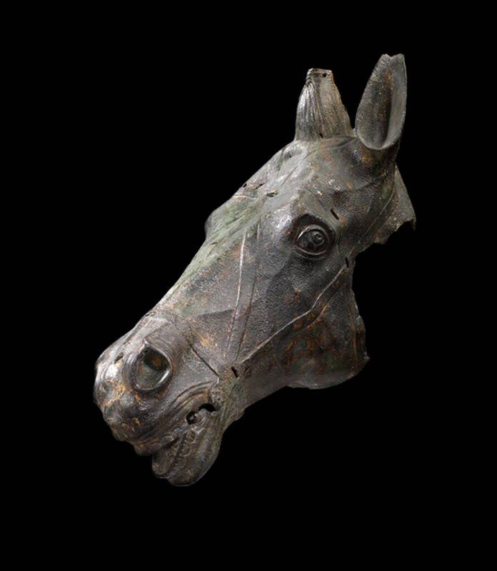Bronzener Pferdekopf aus Augusta Vindelicum, dem heutigen Augsburg.