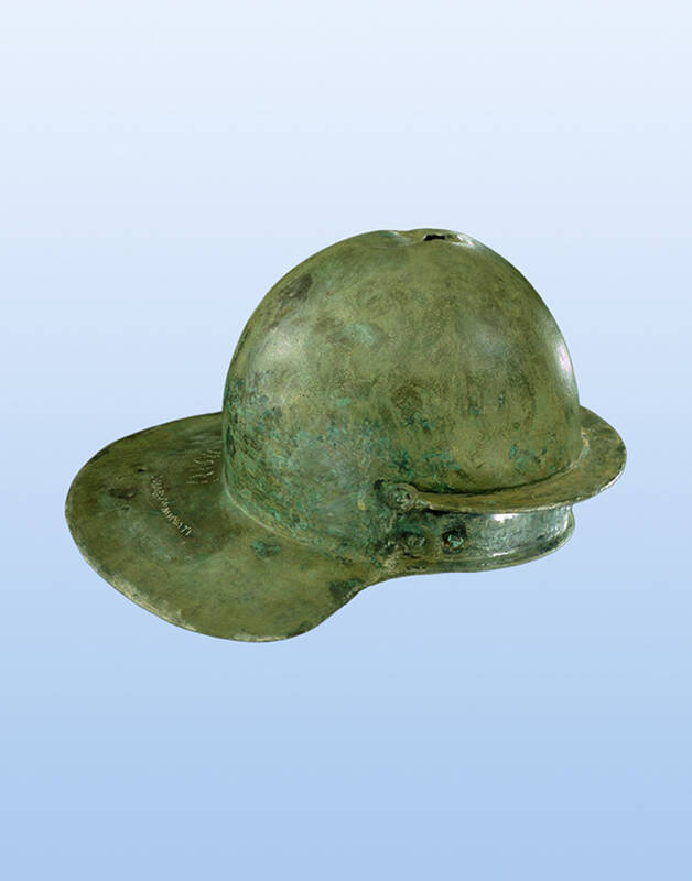Römischer Helm aus Burlafingen.