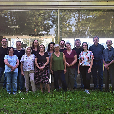 Bitte klicken Sie auf das Bild, um auf die Seite »Das Team« zu gelangen.